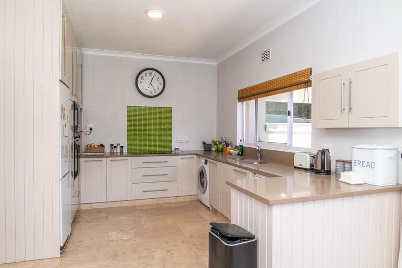 4 Bedroom Property for Sale in Bergvliet Western Cape